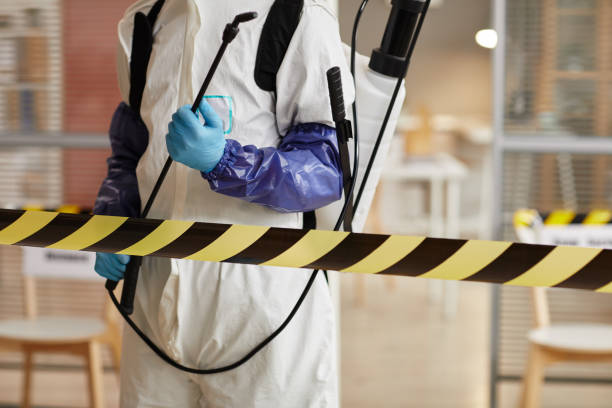 Professional Blood Cleanup technician working in De Soto, IL